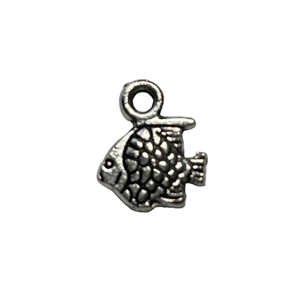 Fish Pendant Silver Tone Charm Bracelet Necklace Jewelry Craft Dangle u b Nauti - Picture 2 of 2